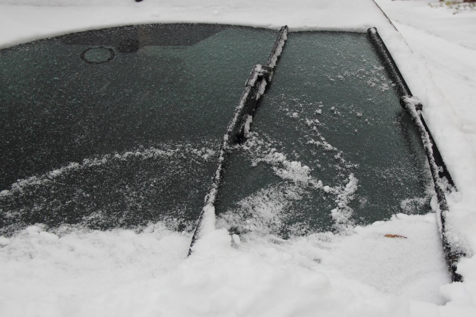 bevroren voorruit auto